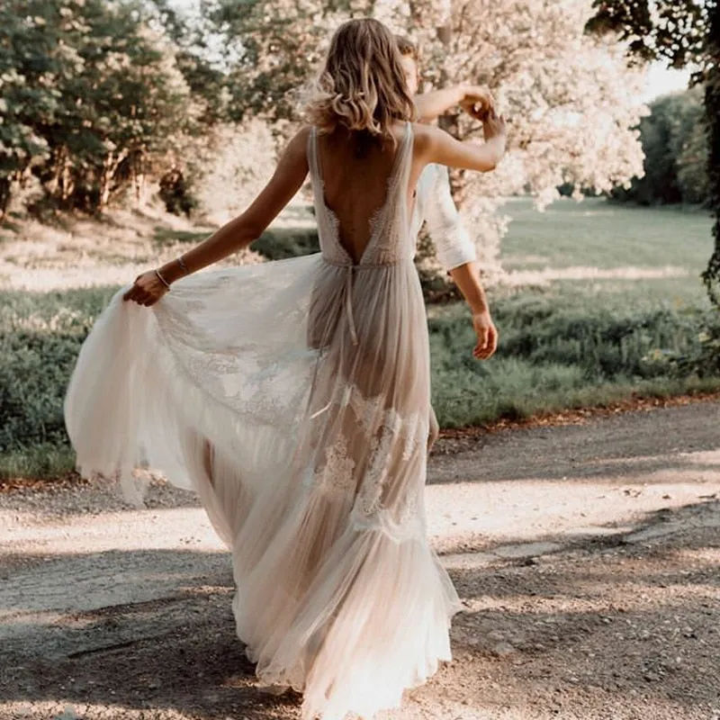 Boho Beach Wedding Dress Sexy Illusion Lace Tulle V Neck Backless  Bridal Gown