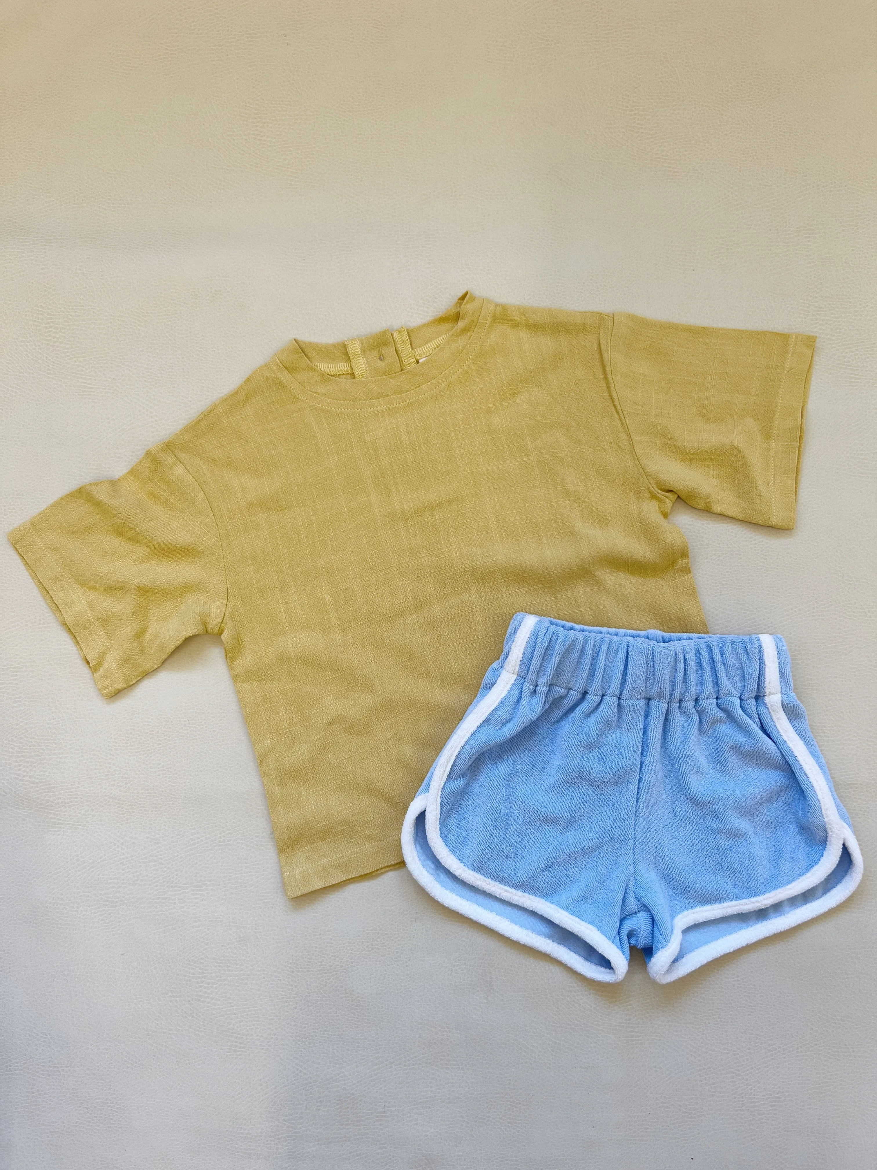 Casper Relaxed Tee - Saffron