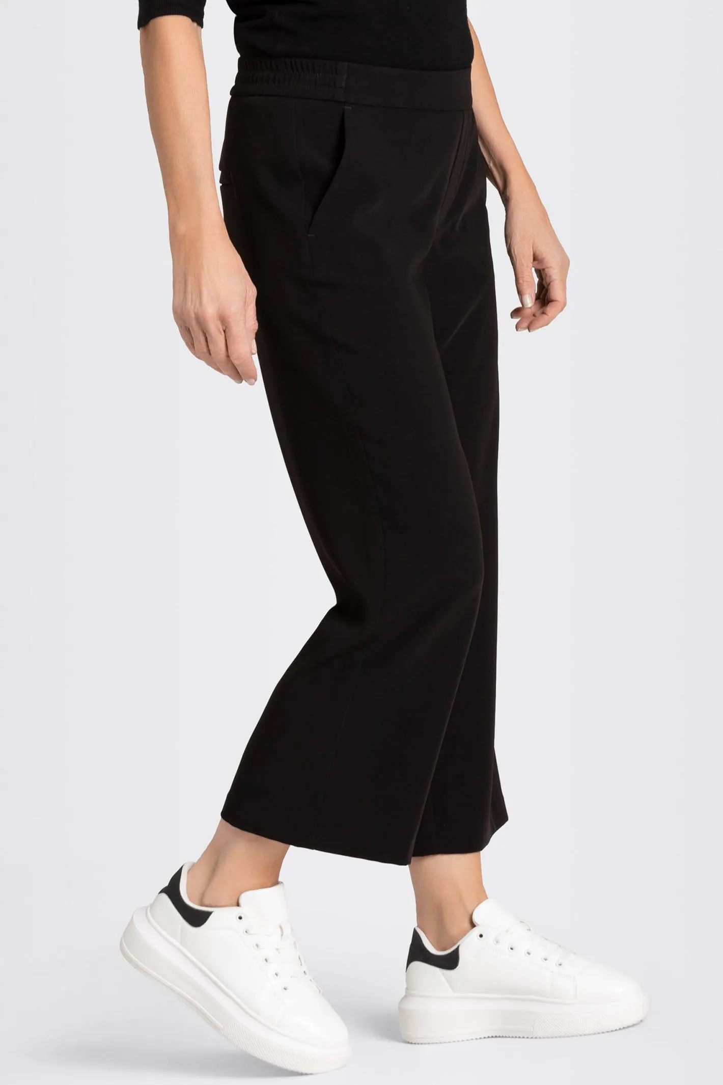 Mac 2173-00-0231L 090 Chiara Black Wide Leg Cropped Trousers