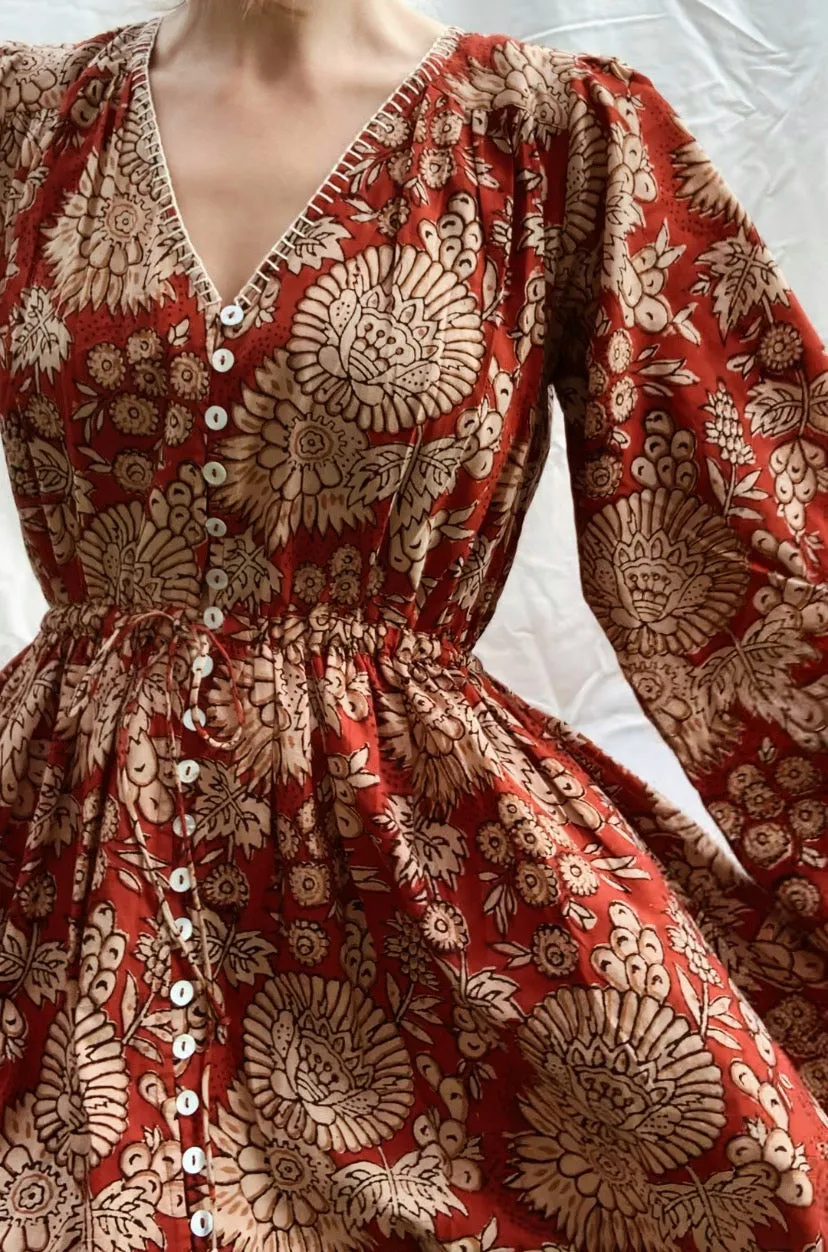 MAÈLI RUST HAND BLOCK FLORAL HAND STITCHED NECKLINE